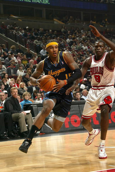 着现代球员 着现代球员