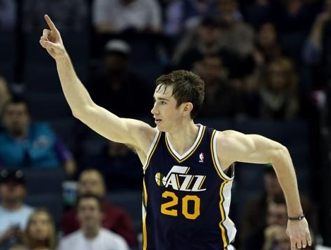 震耳欲聋 震耳欲聋