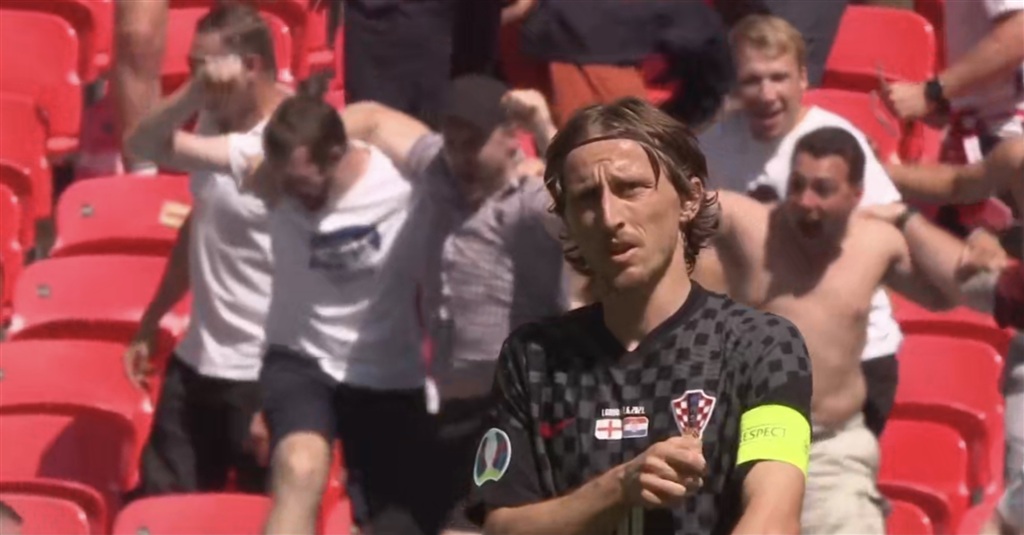 球队成功突 球队成功突