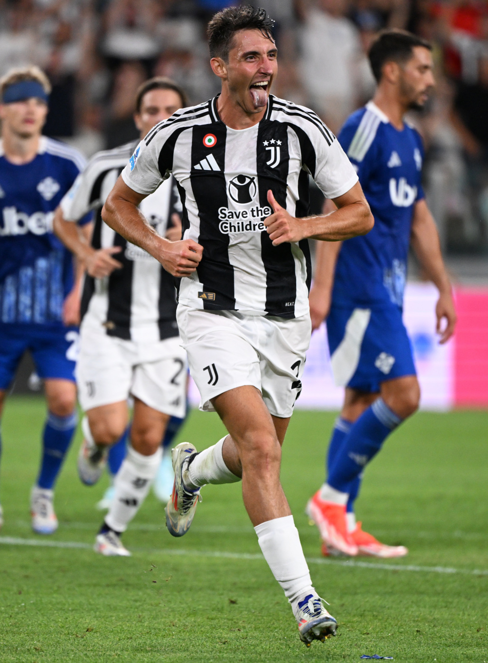 的队伍更具 的队伍更具