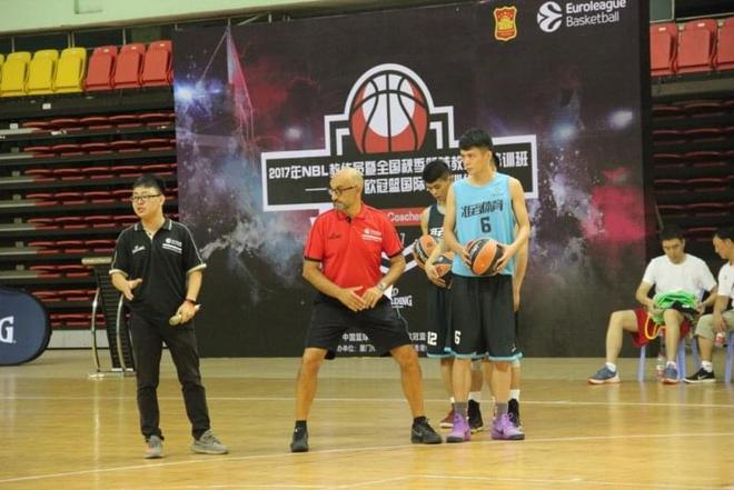 为核心的青 为核心的青